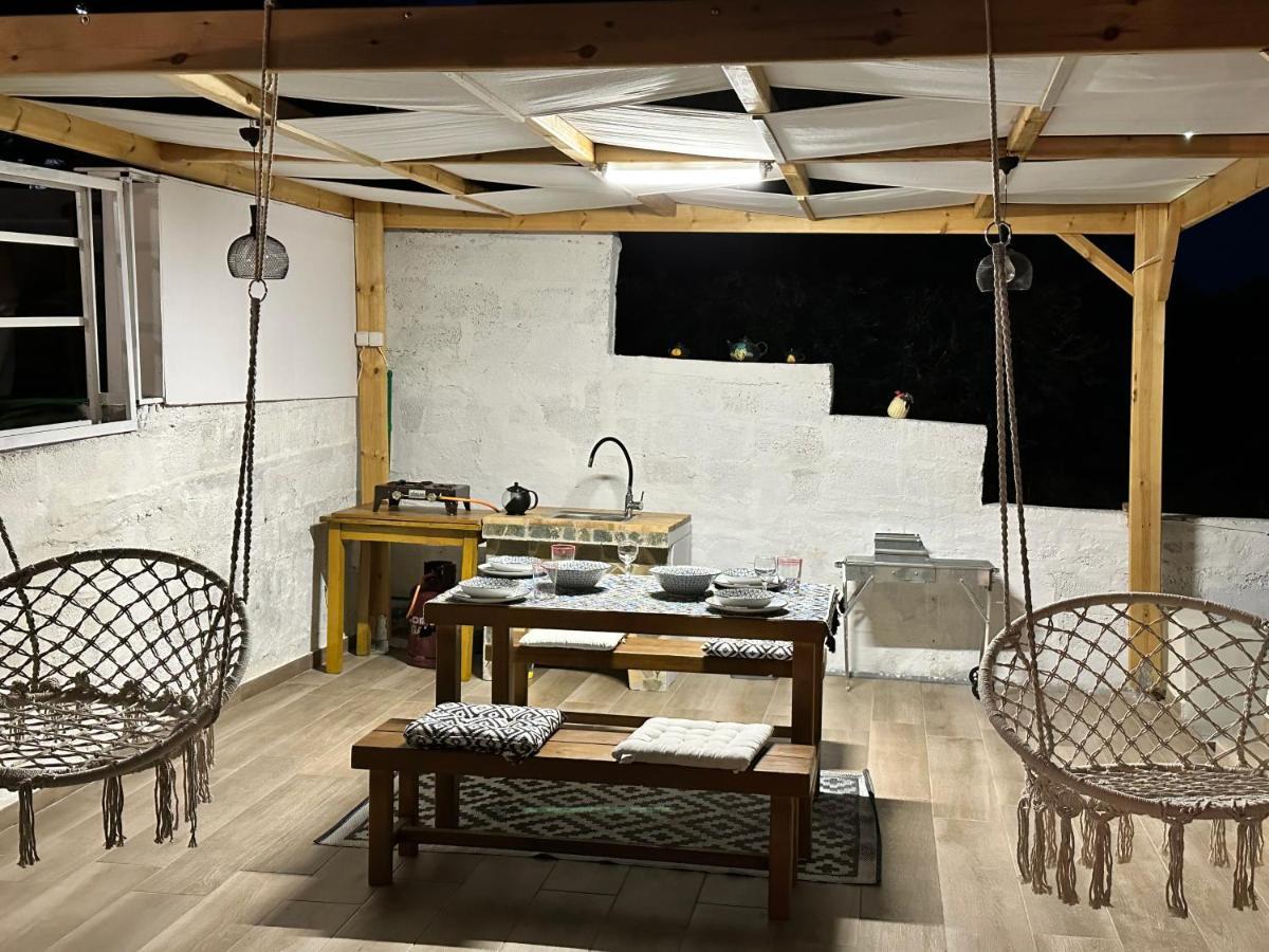 Queens Luxury Glamping Palaiokastro  Ngoại thất bức ảnh