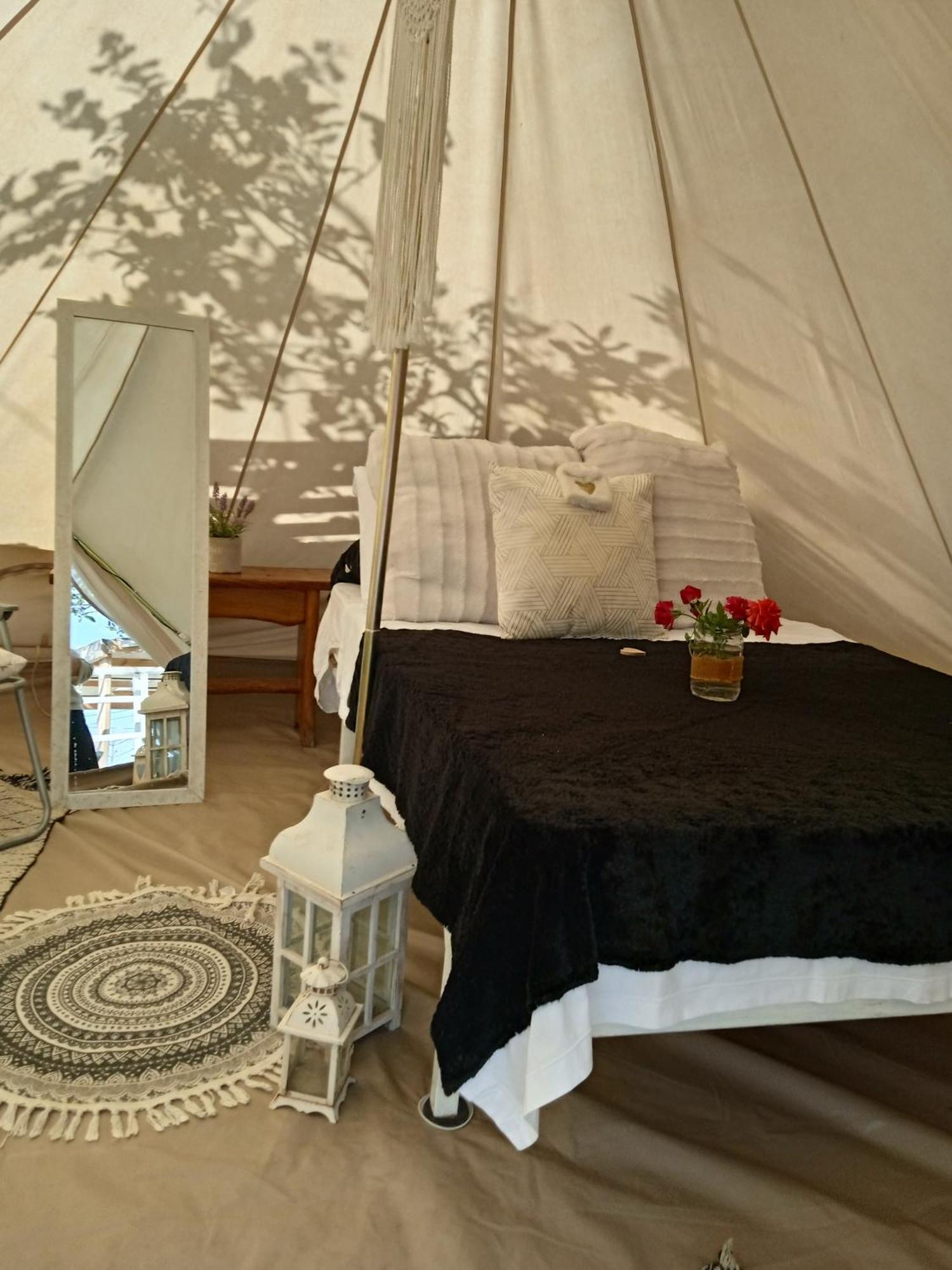 Queens Luxury Glamping Palaiokastro  Ngoại thất bức ảnh