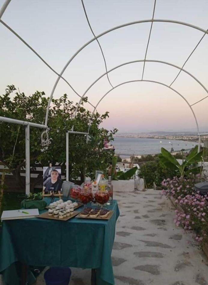 Queens Luxury Glamping Palaiokastro  Ngoại thất bức ảnh